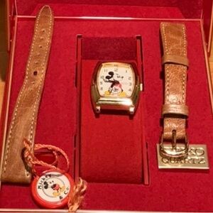 Mickey Mouse 60th ANNIVERSARY NO Box. Just watch. Needs Battery.